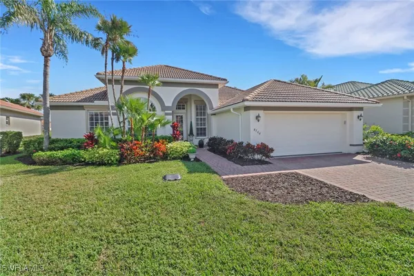 Property Slideshow image 2 of 38 | 8768 mustang island cir, Naples, FL, 34113