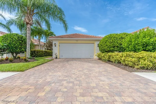 Property Slideshow image 2 of 33 | 7630 novara ct, Naples, FL, 34114