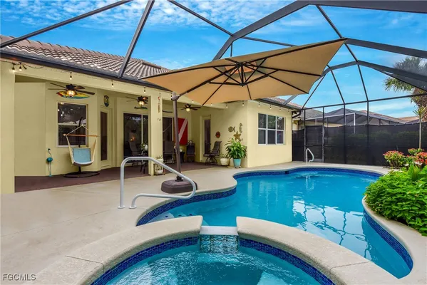 Property Slideshow image 3 of 33 | 11910 bramble cove dr, Fort Myers, FL, 33905