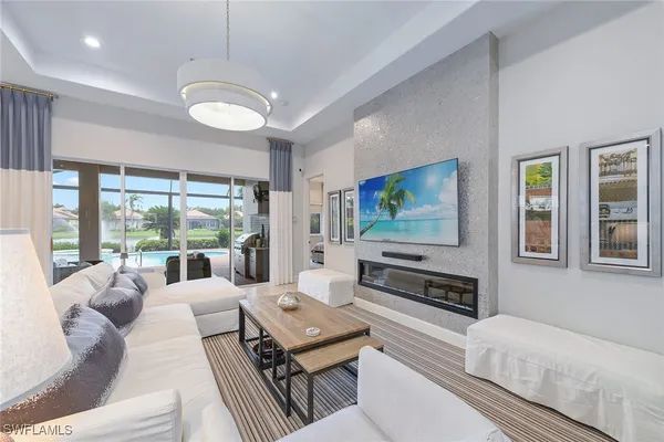 Property Slideshow image 3 of 26 | 5999 hammock isles cir, Naples, FL, 34119