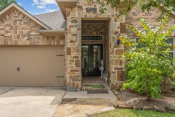 Property Slideshow image 3 of 43 | 149 bellardia ct, Montgomery, TX, 77316