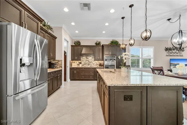 Property Slideshow image 3 of 50 | 7813 hawthorne dr 2403, Naples, FL, 34113