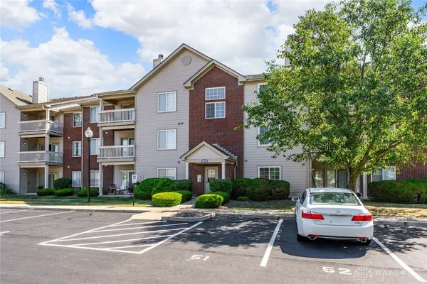 Property Slideshow image 2 of 32 | 1875 waterstone blvd apt 312, Miamisburg, OH, 45342