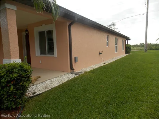 Property Slideshow image 3 of 37 | 152 woodside dr, Lake Placid, FL, 33852