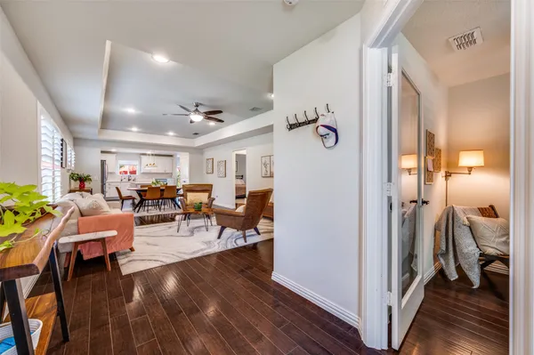 Property Slideshow image 2 of 33 | 2068 bentwater ln, Frisco, TX, 75036