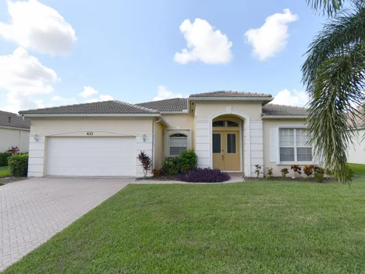 Property Slideshow image 2 of 28 | 633 sw long key ct court, Port St Lucie, FL, 34986