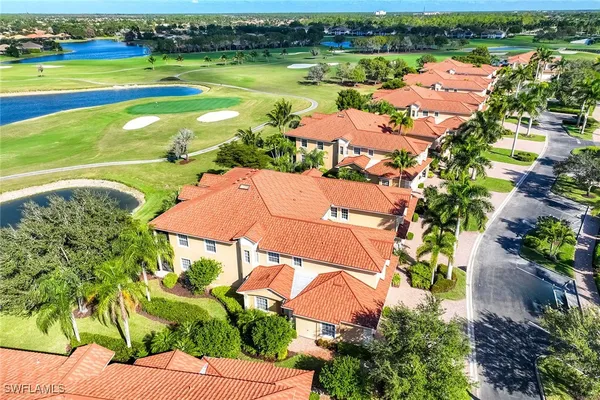 Property Slideshow image 2 of 48 | 8609 champions pt 201, Naples, FL, 34113