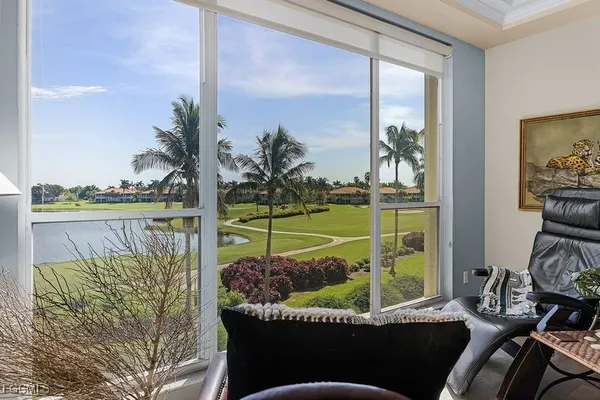 Property Slideshow image 3 of 32 | 11130 harbour yacht ct 13b, Fort Myers, FL, 33908