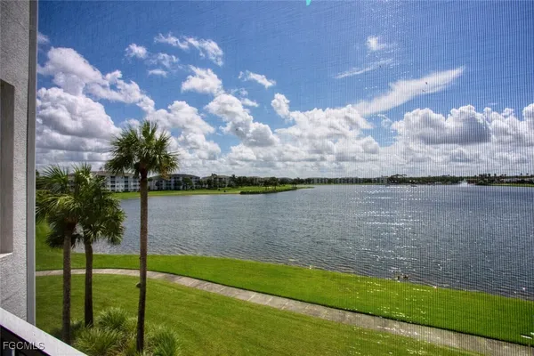 Property Slideshow image 2 of 34 | 10371 butterfly palm dr 834, Fort Myers, FL, 33966