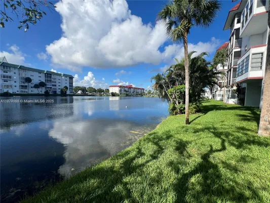 Property Slideshow image 3 of 39 | 4750 nw 22nd ct 114, Lauderhill, FL, 33313