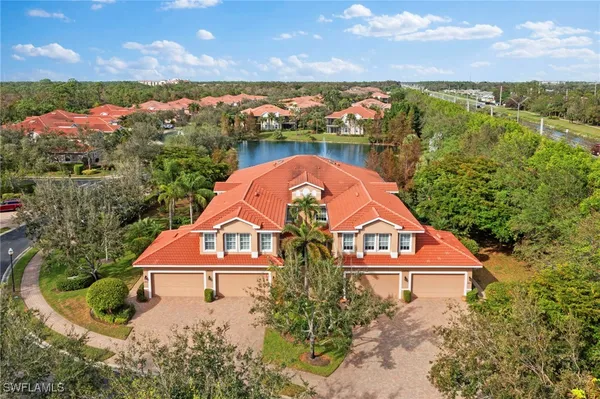 Property Slideshow image 3 of 48 | 7876 hawthorne dr 1202, Naples, FL, 34113