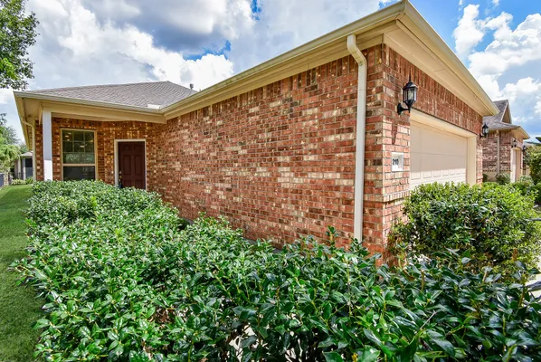 Property Slideshow image 3 of 25 | 3210 cocoplum way, Richmond, TX, 77469