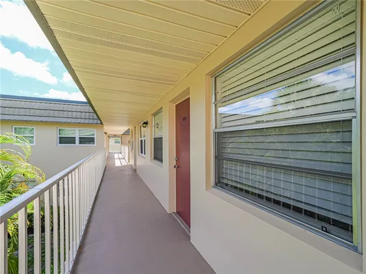 Property Slideshow image 2 of 23 | 30 vista gardens trl 204, Vero Beach, FL, 32962
