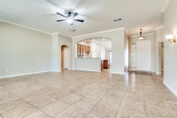 Property Slideshow image 3 of 13 | 9056 crestview dr, Denton, TX, 76207