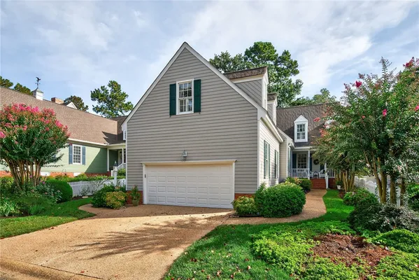 Property Slideshow image 3 of 35 | 174 highland, Williamsburg, VA, 23188