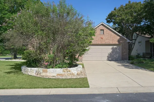 Property Slideshow image 2 of 40 | 110 old chisholm trl, Georgetown, TX, 78633