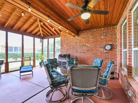 Property Slideshow image 2 of 37 | 6026 prairie bend ln, Frisco, TX, 75036