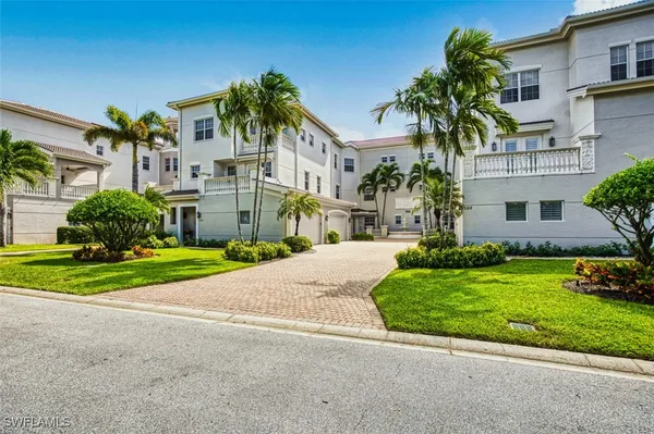 Property Slideshow image 3 of 49 | 588 avellino isles cir 101, Naples, FL, 34119