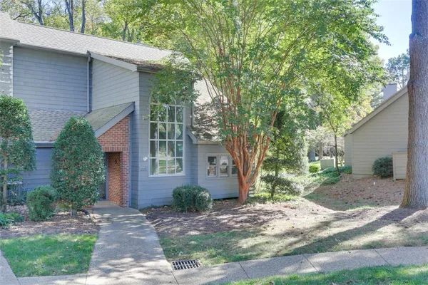 Property Slideshow image 2 of 45 | 214 archers mead, Williamsburg, VA, 23185