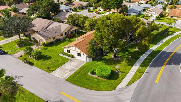 Property Slideshow image 2 of 40 | 3115 nw 12th st, Delray Beach, FL, 33445