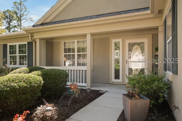 Property Slideshow image 3 of 36 | 186 hampton cir, Bluffton, SC, 29909