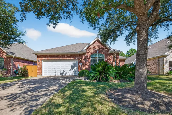 Property Slideshow image 2 of 34 | 25110 cinco manor ln, Katy, TX, 77494
