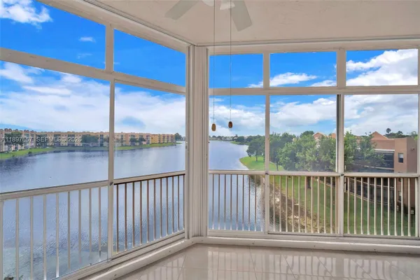 Property Slideshow image 2 of 38 | 7486 granville dr 410, Tamarac, FL, 33321
