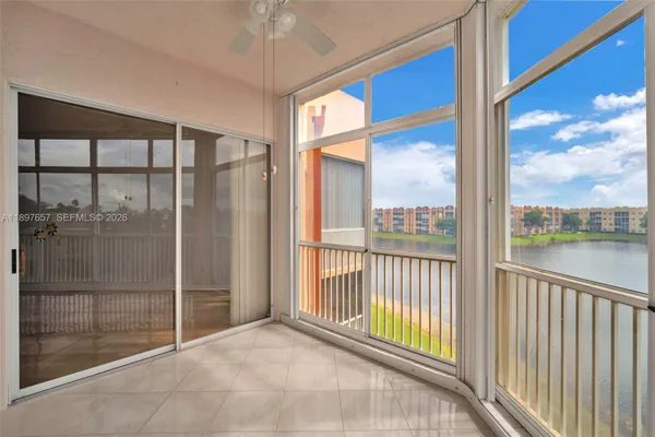 Property Slideshow image 3 of 38 | 7486 granville dr 410, Tamarac, FL, 33321