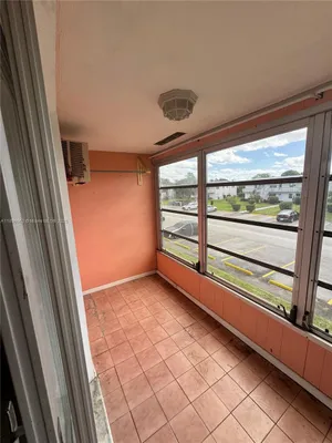 Property Slideshow image 3 of 16 | 211 coventry i 211, West Palm Beach, FL, 33417