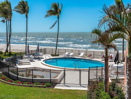 Property Slideshow image 2 of 16 | 2401 gulf shore blvd n villa 6, Naples, FL, 34103