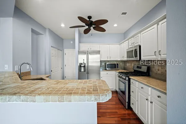 Property Slideshow image 2 of 40 | 7 sanders ct, Bluffton, SC, 29909