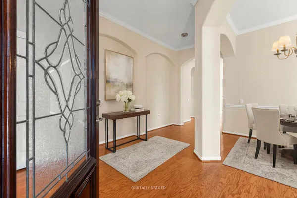 Property Slideshow image 3 of 32 | 83 robindale cir, Conroe, TX, 77384