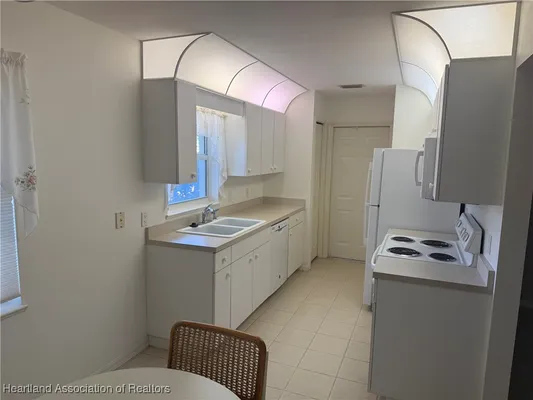 Property Slideshow image 2 of 18 | 115 tomoka blvd, Lake Placid, FL, 33852