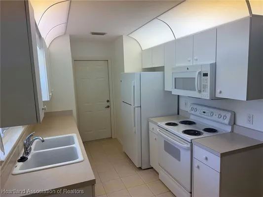 Property Slideshow image 3 of 18 | 115 tomoka blvd, Lake Placid, FL, 33852