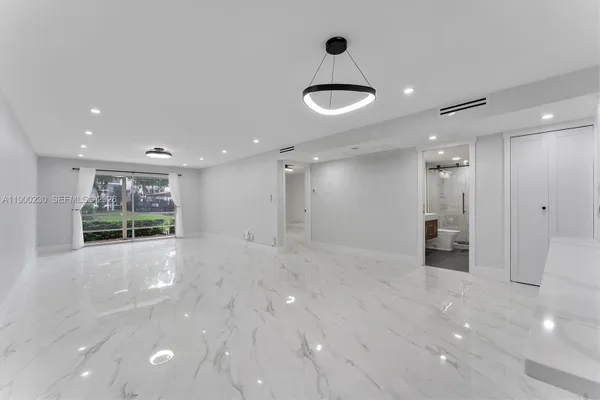 Property Slideshow image 3 of 34 | 2004 granada dr h1, Coconut Creek, FL, 33066