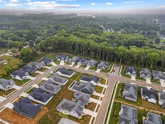 Property Slideshow image 3 of 50 | 2080 hawthorn ct, North Canton, OH, 44720