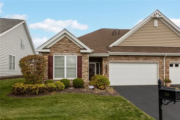 Property Slideshow image 2 of 42 | 110 old glory ln, Sewickley, PA, 15143