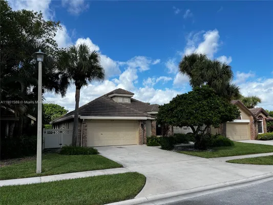 Property Slideshow image 2 of 30 | 8079 popash ct, Boynton Beach, FL, 33472