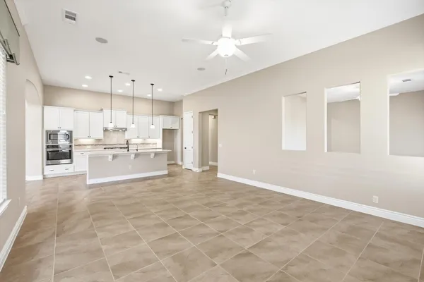 Property Slideshow image 3 of 37 | 11920 cinnamon dr, Denton, TX, 76207