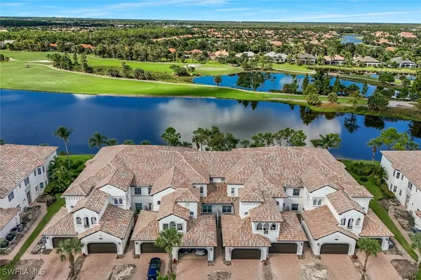 Property Slideshow image 2 of 39 | 3695 montreux ln 101, Naples, FL, 34114