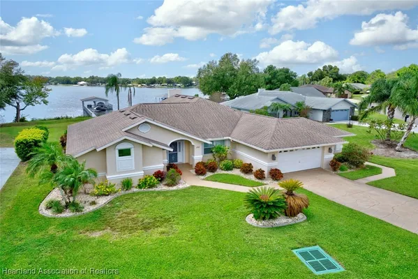 Property Slideshow image 2 of 48 | 151 grandview blvd, Lake Placid, FL, 33852