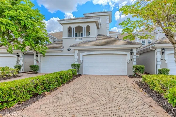 Property Slideshow image 3 of 33 | 9242 tesoro ln # 1, Naples, FL, 34114