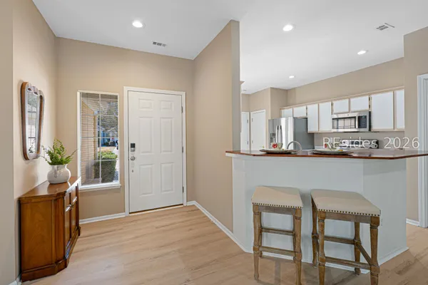 Property Slideshow image 3 of 46 | 23 devant dr w unit e, Bluffton, SC, 29909