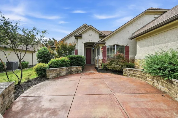 Property Slideshow image 2 of 39 | 10417 belvedere dr, Denton, TX, 76207