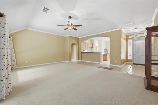 Property Slideshow image 3 of 39 | 10417 belvedere dr, Denton, TX, 76207