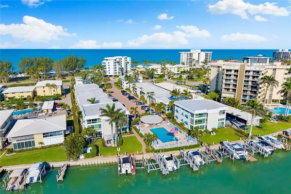 Property Slideshow image 2 of 37 | 2100 gulf shore blvd 107, Naples, FL, 34102