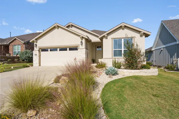 Property Slideshow image 2 of 37 | 511 wooden rail ln, Georgetown, TX, 78633