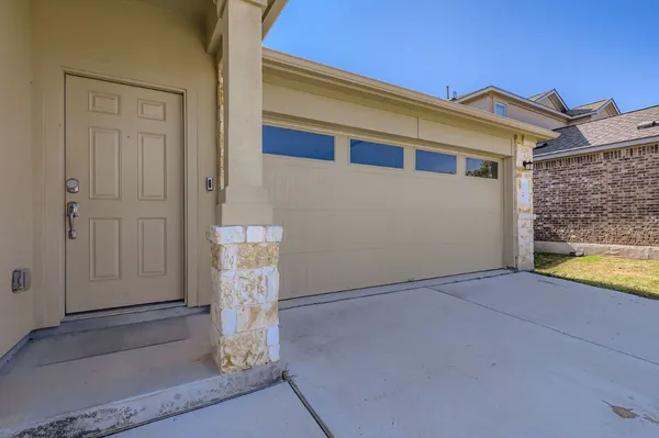 Property Slideshow image 3 of 28 | 128 concho brook bnd, Georgetown, TX, 78626