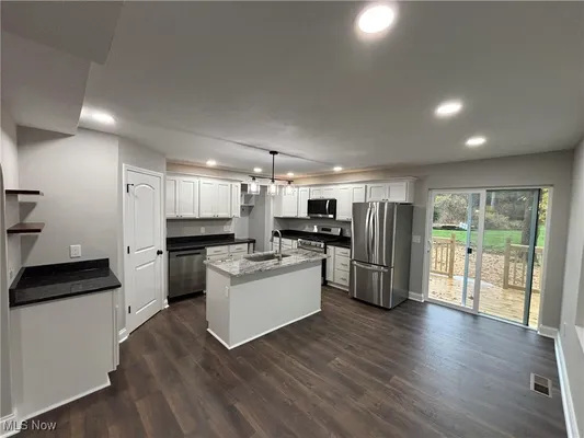 Property Slideshow image 3 of 31 | 10001 marks rd, Strongsville, OH, 44149