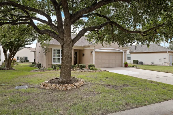 Property Slideshow image 3 of 26 | 406 sundance ln, Georgetown, TX, 78633